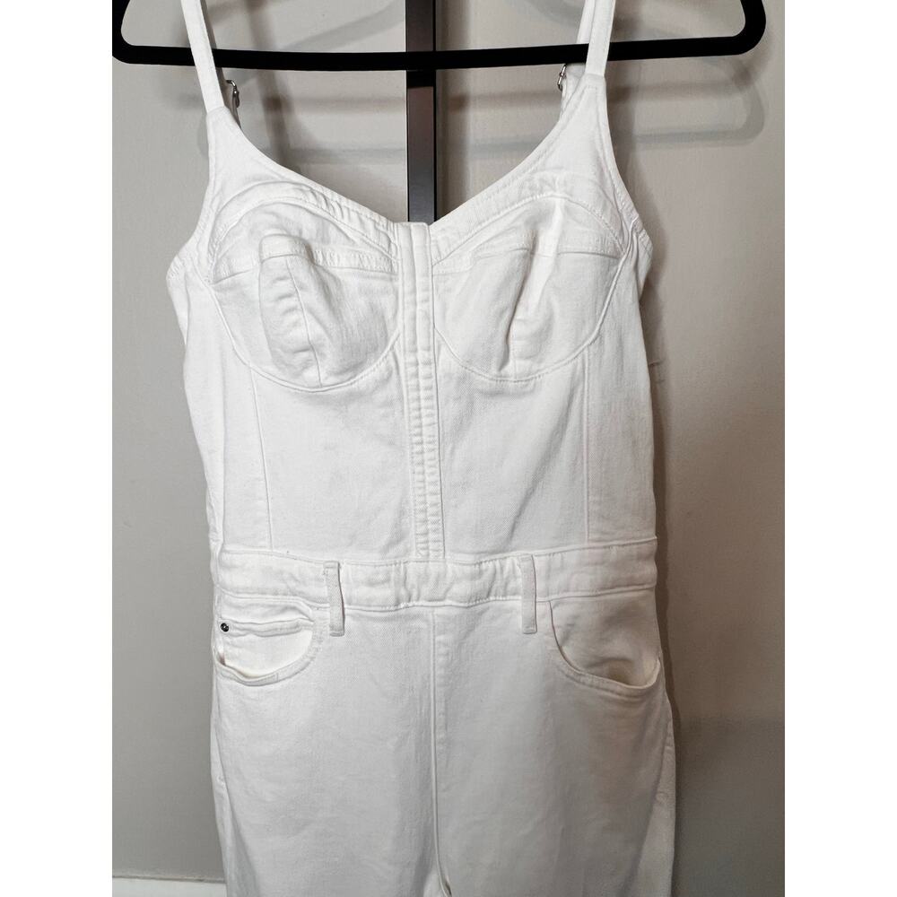 Guess Vanna Sleeveless Skinny Leg Denim Jumpsuit White Womens Size M x 29 NWT - Picture 10 of 15